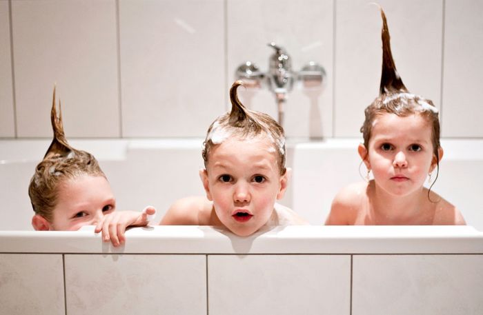 Kinder in der Badewanne; Foto: skyla80 / photocase.de