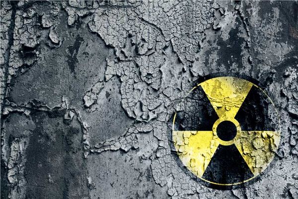Anti-Atomkraft-Symbol; Foto: © lassedesign - Fotolia.com
