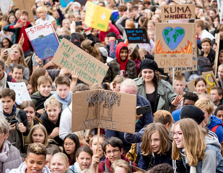 FridaysForFuture: Schulstreik fürs Klima - Jetzt Aufkleber bestellen