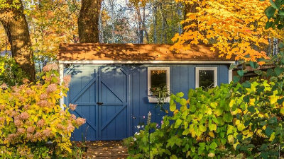 Herbst-Garten. Foto: LynMc42k / Getty Images über Canva Pro